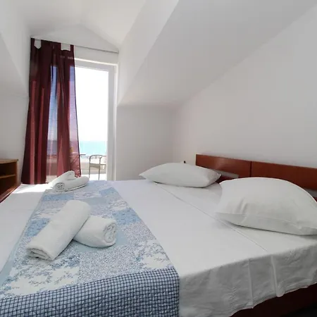 Karas On The Island Of Pag Gæstehus 3*