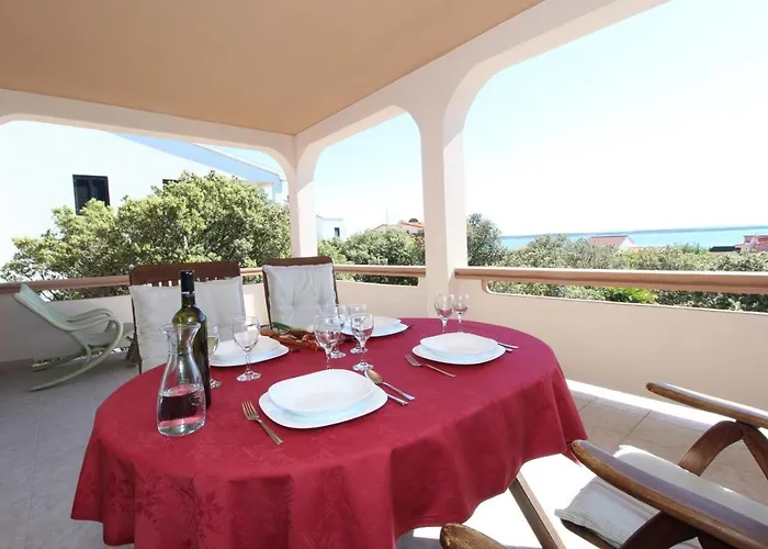 Affittacamere Karas On The Island Of Pag 3*