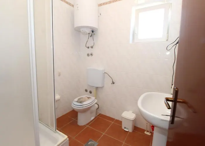 Affittacamere Karas On The Island Of Pag Mandre