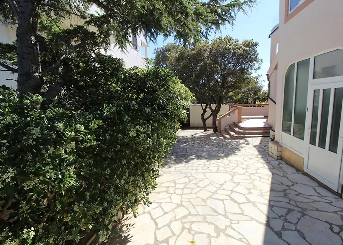 Karas On The Island Of Pag Affittacamere 3*