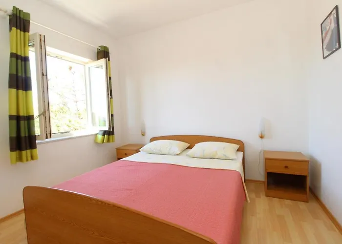 Affittacamere Karas On The Island Of Pag 3*