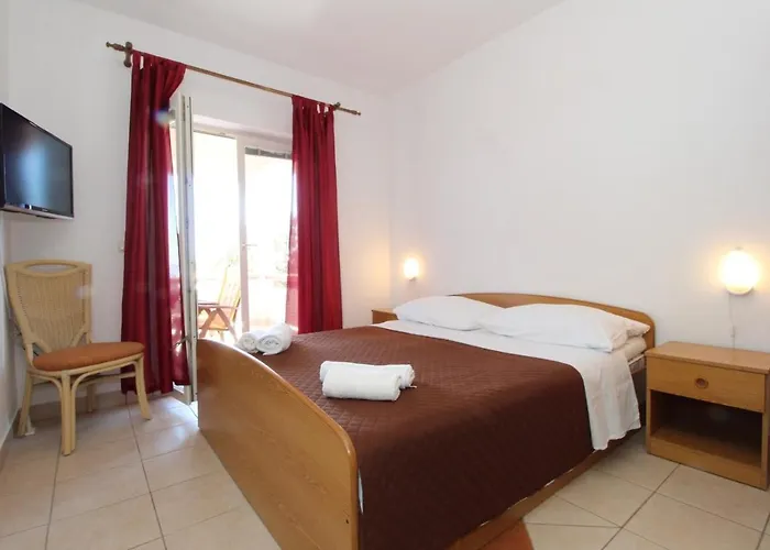 Affittacamere Karas On The Island Of Pag