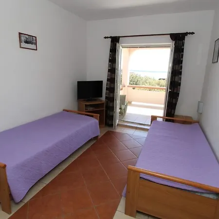 Maison d'hôtes Karas On The Island Of Pag *