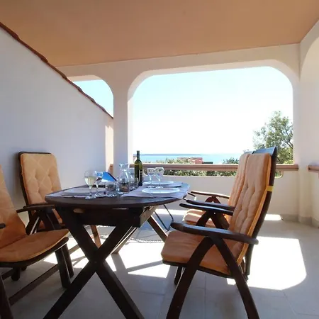 Maison d'hôtes Karas On The Island Of Pag