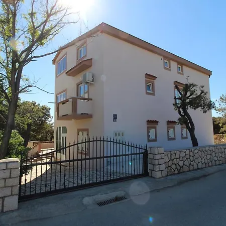 Karas On The Island Of Pag Maison d'hôtes Mandre